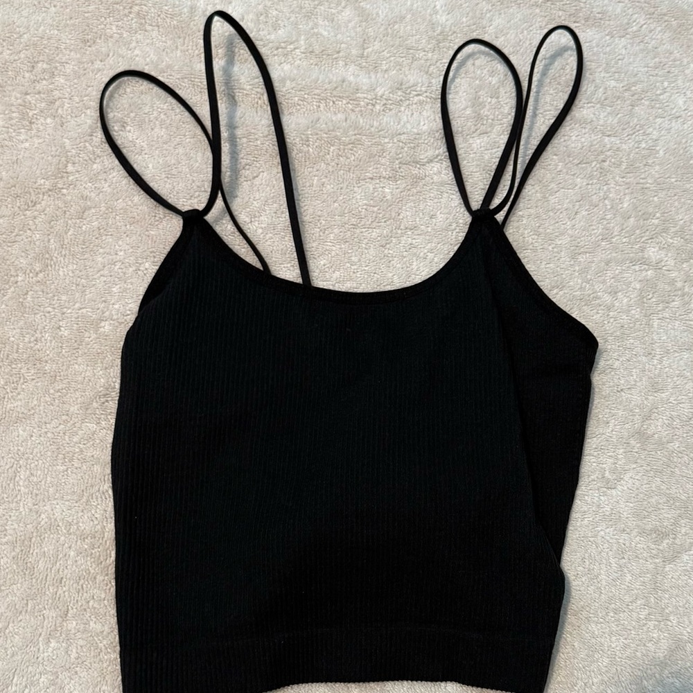 Colsie Black Fitted Crop Camisole